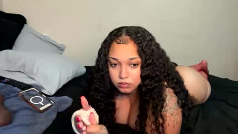 SheSquirts online show from 04/21/26, 09:06