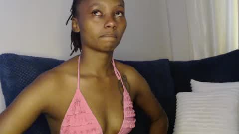 Bella online show from 07/19/26, 05:22