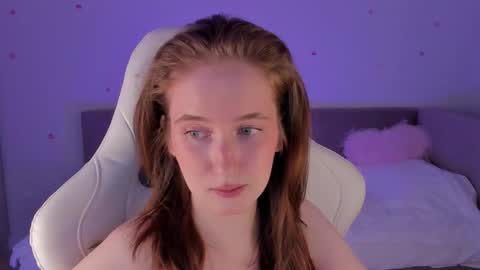 Sofia online show from 10/12/25, 07:24