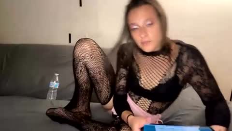 Snapshot of wetpanties_foryou chatting on 06/24/26, 08:13 wetpanties_foryou online show from 06/24/26, 08:13