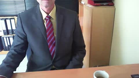 Franz online show from 04/28/26, 12:43
