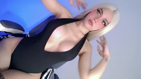 kiara online show from 01/14/25, 09:51