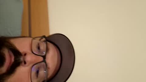 Snapshot of wheely19871606 chatting on 03/11/25, 09:15 wheely19871606 online show from 03/11/25, 09:15