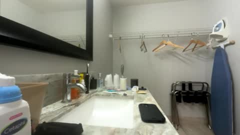 Telegram wherewashe online show from 03/27/26, 02:17