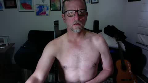 whicks358902 online show from 12/05/25, 06:33