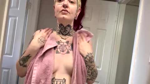 whimsydeathh online show from 05/16/26, 07:56