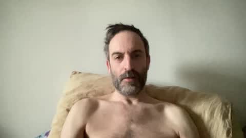 Snapshot of whiskylovexxx chatting on 04/19/26, 01:10 WhiskyLove online show from 04/19/26, 01:10