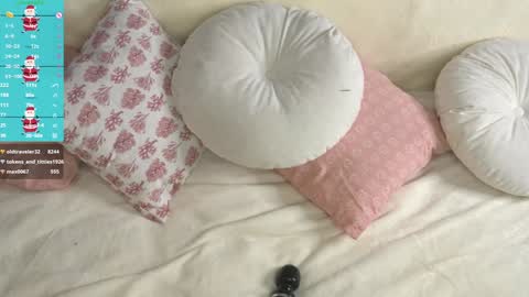 Naomi online show from 12/23/24, 05:17