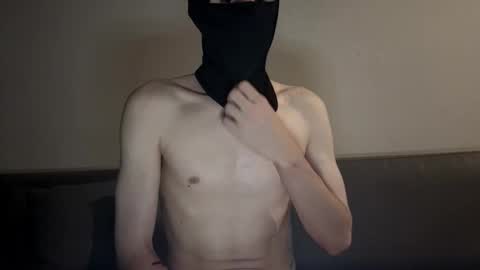 whispero_o online show from 10/27/25, 12:36