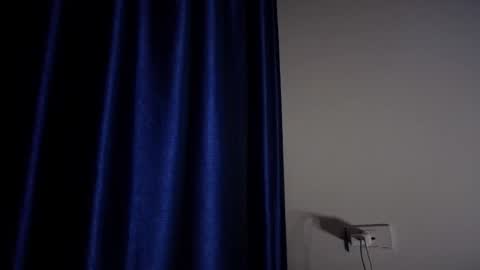 whispero_o online show from 11/24/25, 04:29