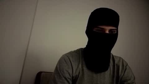 whispero_o online show from 12/20/25, 03:08