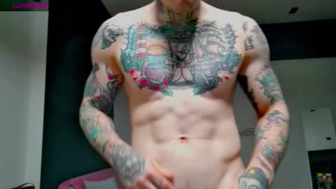 Max online show from 10/31/25, 04:02