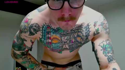 Max online show from 04/15/26, 02:18