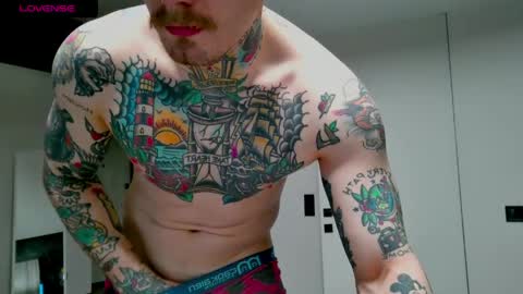 Max online show from 04/22/26, 02:36