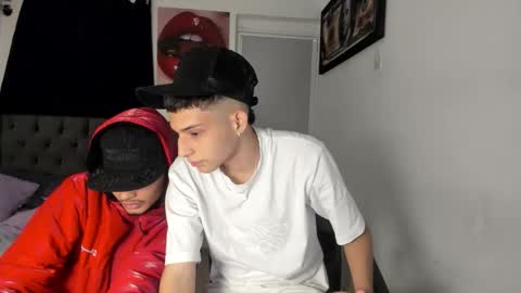 white online show from 05/13/26, 04:43