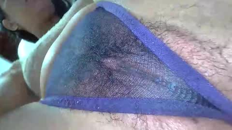 white_sexy_ online show from 12/21/25, 12:12