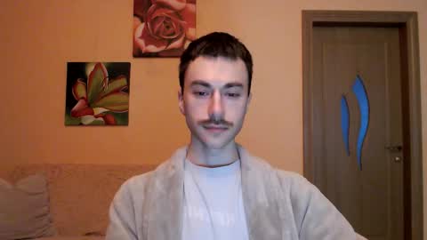 Snapshot of white_sport chatting on 03/18/26, 04:21 Tom online show from 03/18/26, 04:21