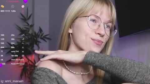 Anita online show from 02/03/25, 01:41