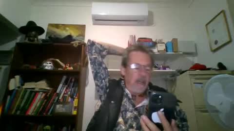Snapshot of whiteboomer chatting on 12/20/25, 12:45 whiteboomer online show from 12/20/25, 12:45
