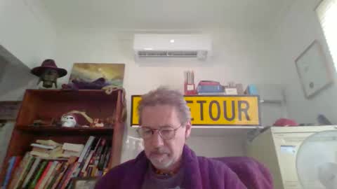 whiteboomer online show from 04/05/26, 11:02