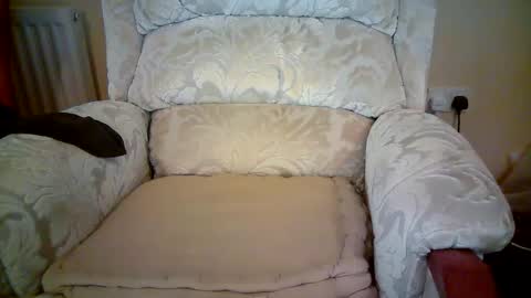 whitebriefs009 online show from 11/24/25, 09:53