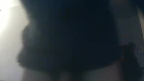 Snapshot of whiteduke81 chatting on 12/22/24, 11:41 Whiteduke online show from 12/22/24, 11:41