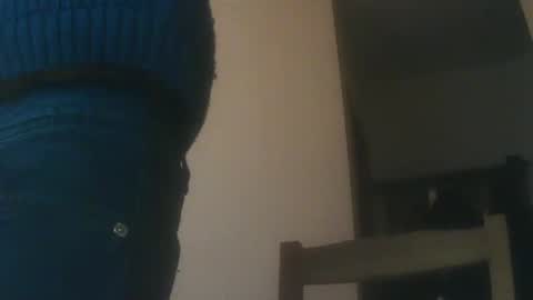 Snapshot of whiteduke81 chatting on 12/30/24, 12:22 Whiteduke online show from 12/30/24, 12:22