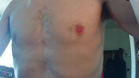 Snapshot of whiteduke81 chatting on 07/24/26, 04:27 Whiteduke online show from 07/24/26, 04:27