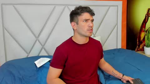 Dylan white online show from 02/19/25, 08:41