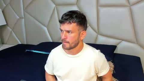 Dylan white online show from 03/11/25, 05:57