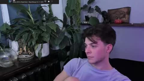 Gus online show from 10/24/25, 09:55