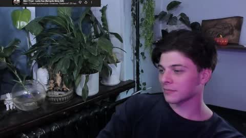 Gus online show from 11/10/25, 08:52