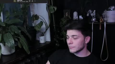 Gus online show from 12/13/25, 09:42