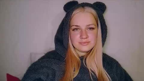 whitehex666 online show from 02/05/26, 06:23