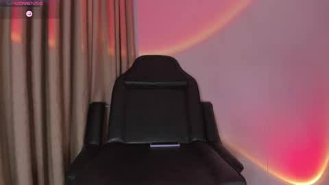 Kitty online show from 02/15/25, 02:15