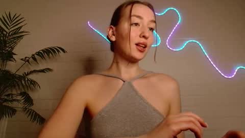 You wont find me here on Saturdays and Sundays  online show from 02/01/26, 03:10