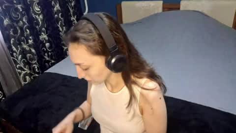Snapshot of whitleyscianna chatting on 04/27/26, 04:16 Cindy online show from 04/27/26, 04:16
