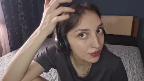 Snapshot of whitleyscianna chatting on 05/31/26, 02:13 Cindy online show from 05/31/26, 02:13