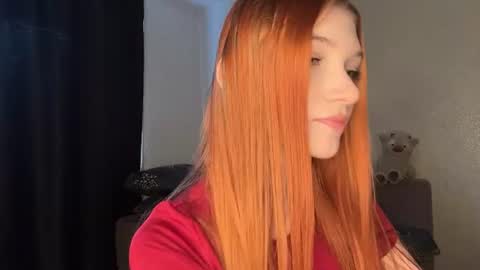 Snapshot of whitneyblaze chatting on 06/25/26, 07:13 Alaska 3 online show from 06/25/26, 07:13