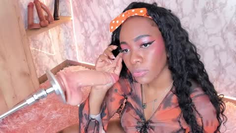 whitneyyfox online show from 01/14/25, 08:31