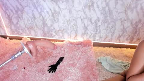 whitneyyfox online show from 03/02/25, 07:43