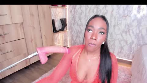 Snapshot of whitneyyfox chatting on 03/15/26, 12:05 whitneyyfox online show from 03/15/26, 12:05