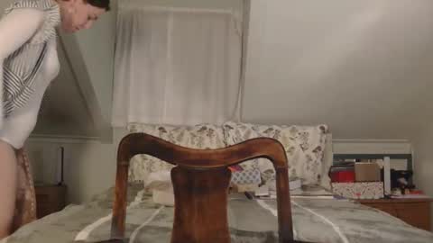 Miss Dior online show from 01/10/26, 12:45