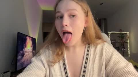 Alisa online show from 09/29/25, 07:24