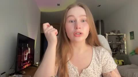 Alisa online show from 02/15/26, 07:38