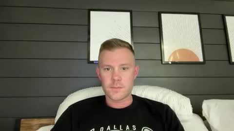 Snapshot of whoops1017 chatting on 04/16/26, 06:41 whoops1017 online show from 04/16/26, 06:41