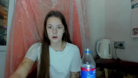 Veronica online show from 12/21/24, 06:34