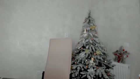 Veronica online show from 01/12/25, 02:41