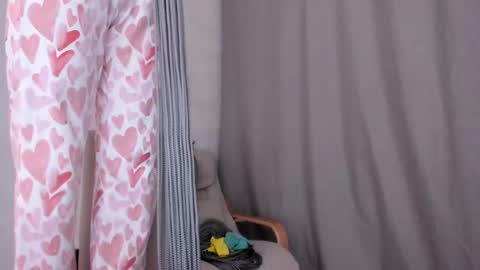 Veronica online show from 02/13/25, 05:44