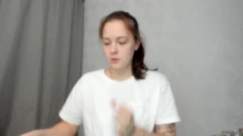 Veronica online show from 02/19/26, 06:04